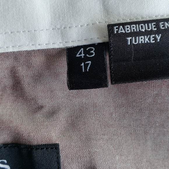 Hugo Boss Dress Shirt - Picture 2 of 6